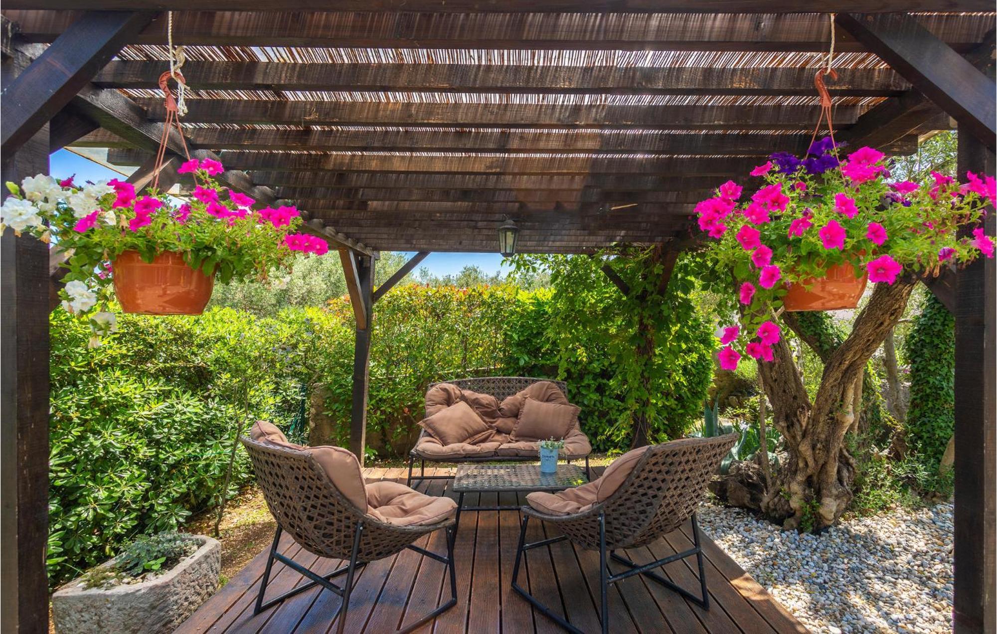 Nice Home In Risika With House Sea View Dış mekan fotoğraf